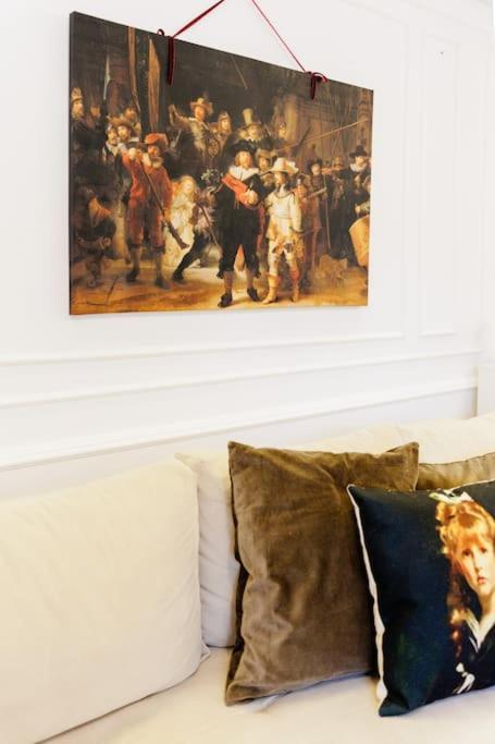 Appartamento Little Paris Boutique Bucarest Esterno foto